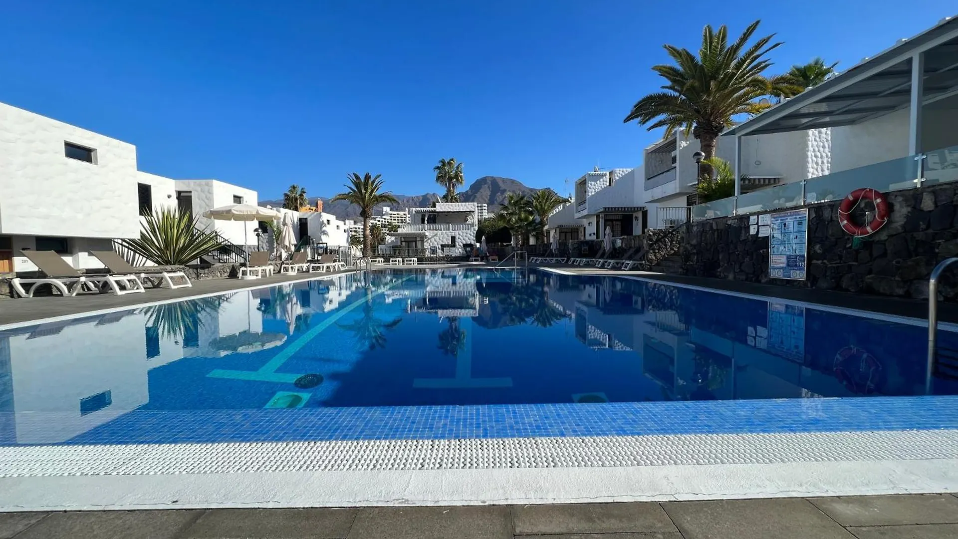 Apartamento Bungamerica 2 Bedrooms Costa Adeje 美洲海滩 0*,  西班牙